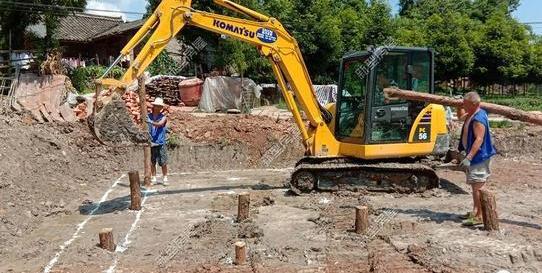 用松木樁加固地基的處理方案有哪些？需要多少成本[附實(shí)例]