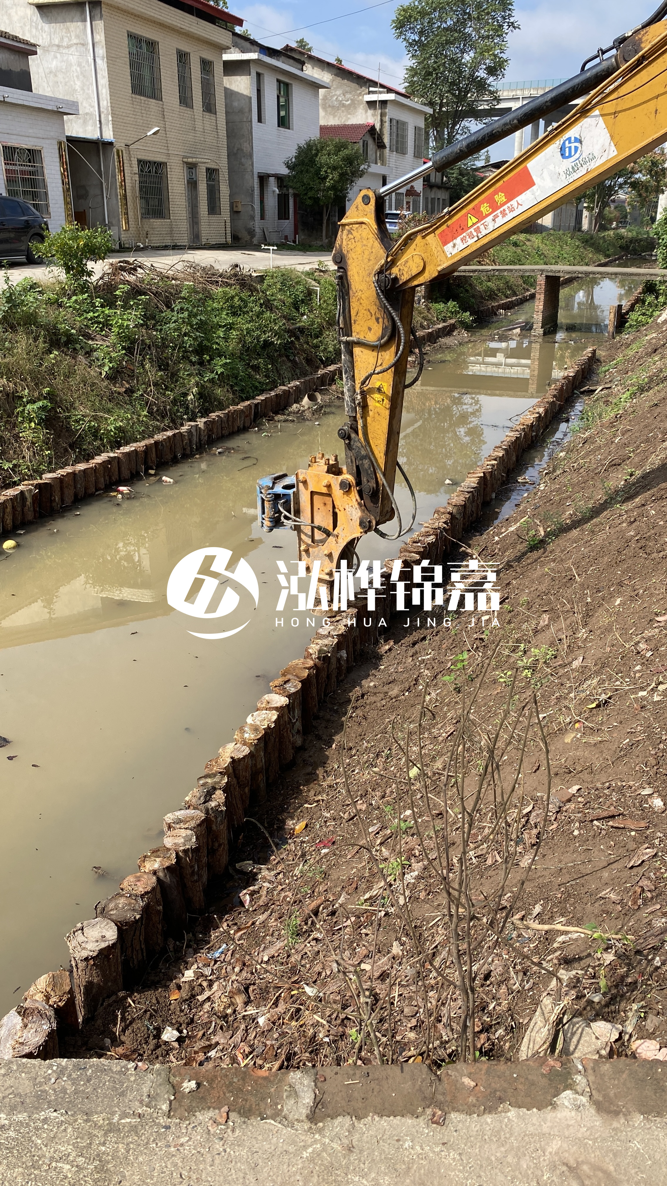 崇左松木樁源頭廠家-河道一米打幾根松木樁？