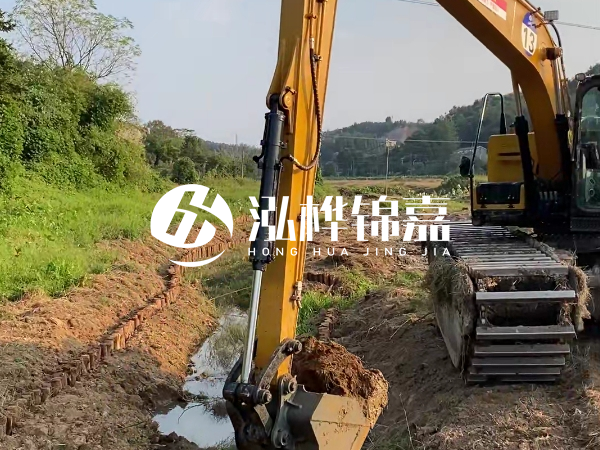 陜西松木樁廠家泓樺錦嘉-松木樁尾徑測量從哪個位置開始算？