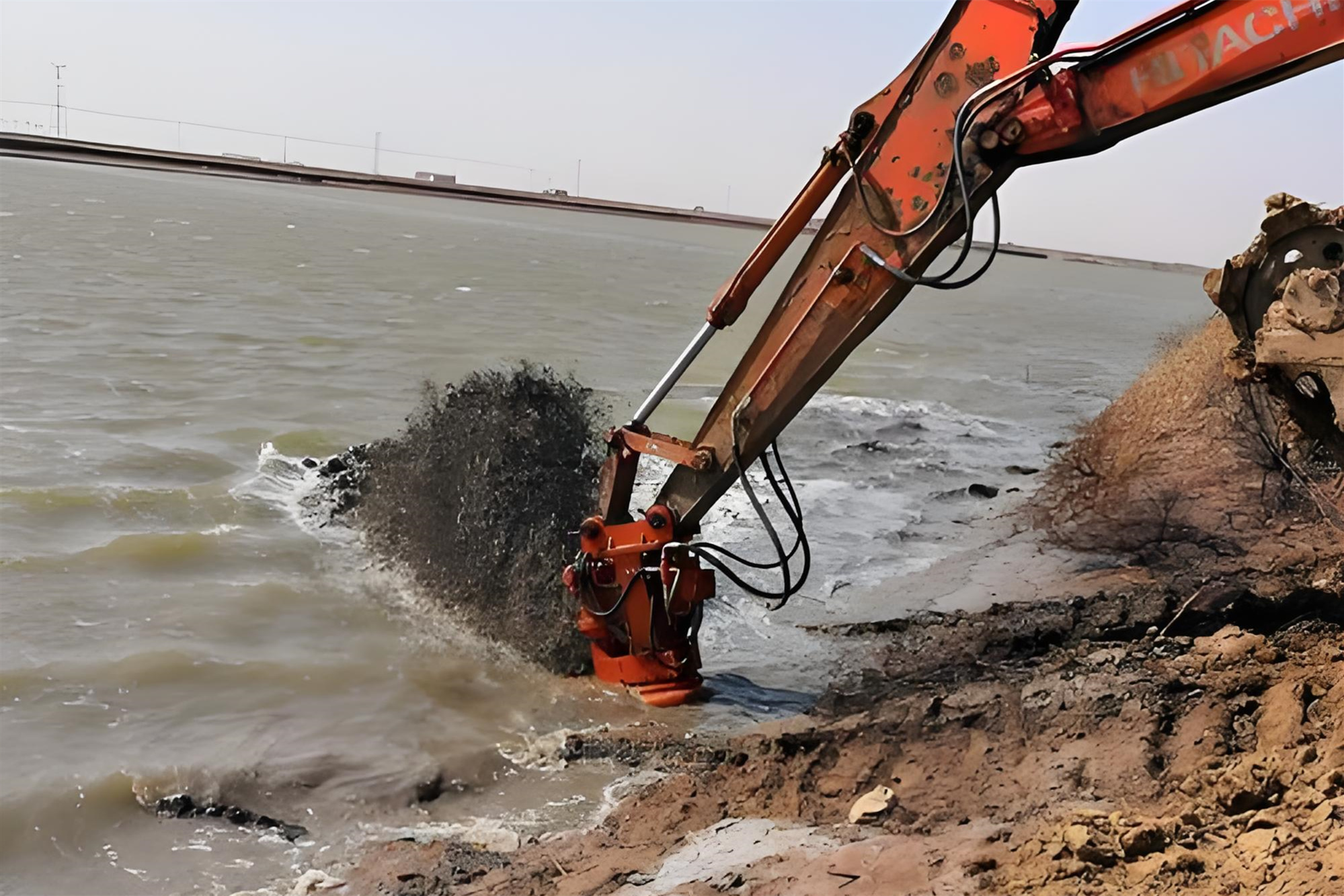 廣西貴港挖機清淤施工隊 - 挖機清淤每立方成本怎么計算？