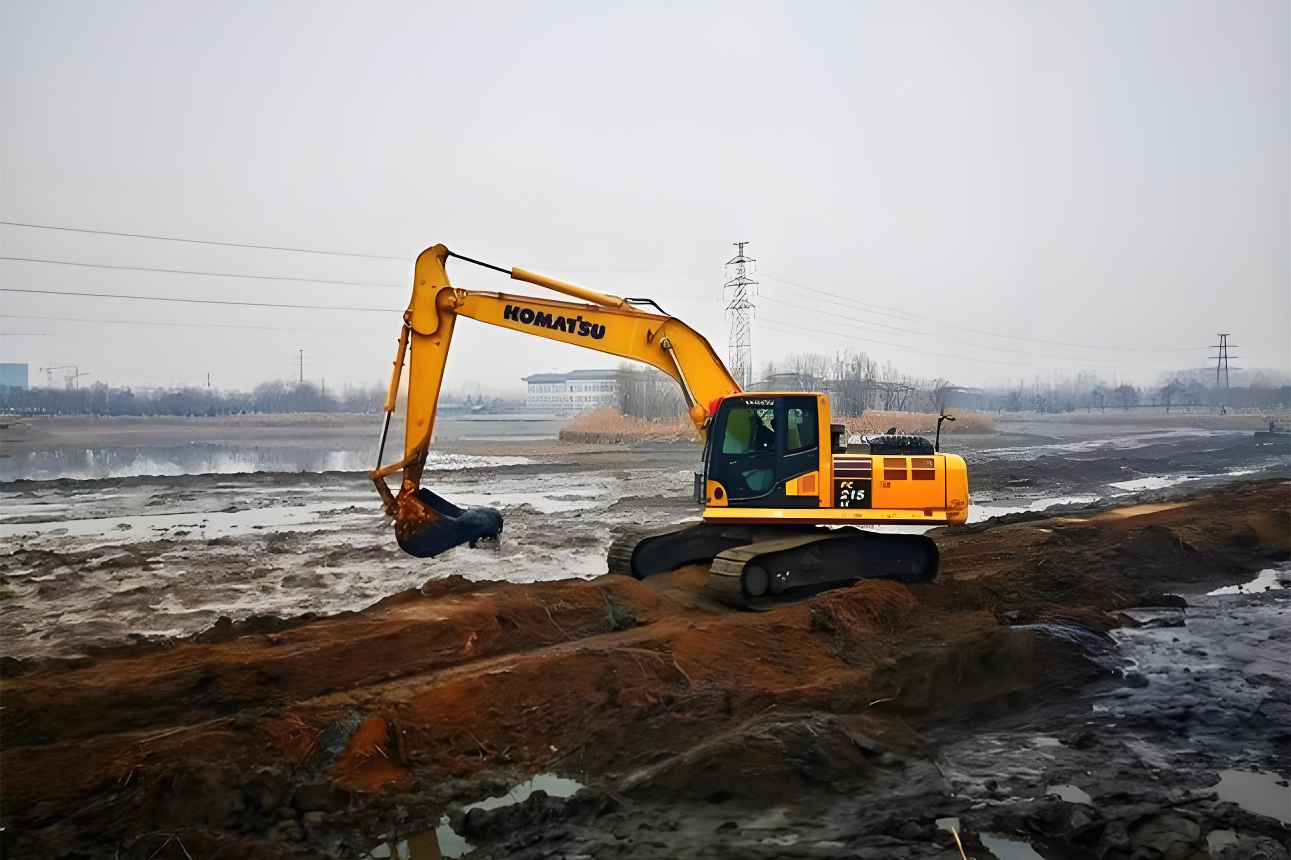 重慶北碚水上挖機清淤隊 - 水庫清淤與水質(zhì)改善有什么關系？