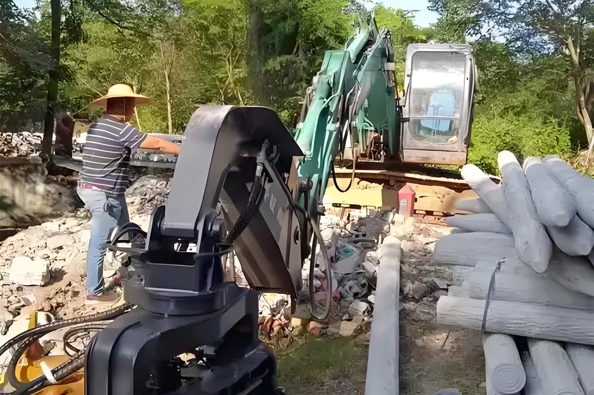 水泥樁批發(fā)廠家泓樺錦嘉-水泥仿木樁抗洪水沖刷的能力怎么樣？