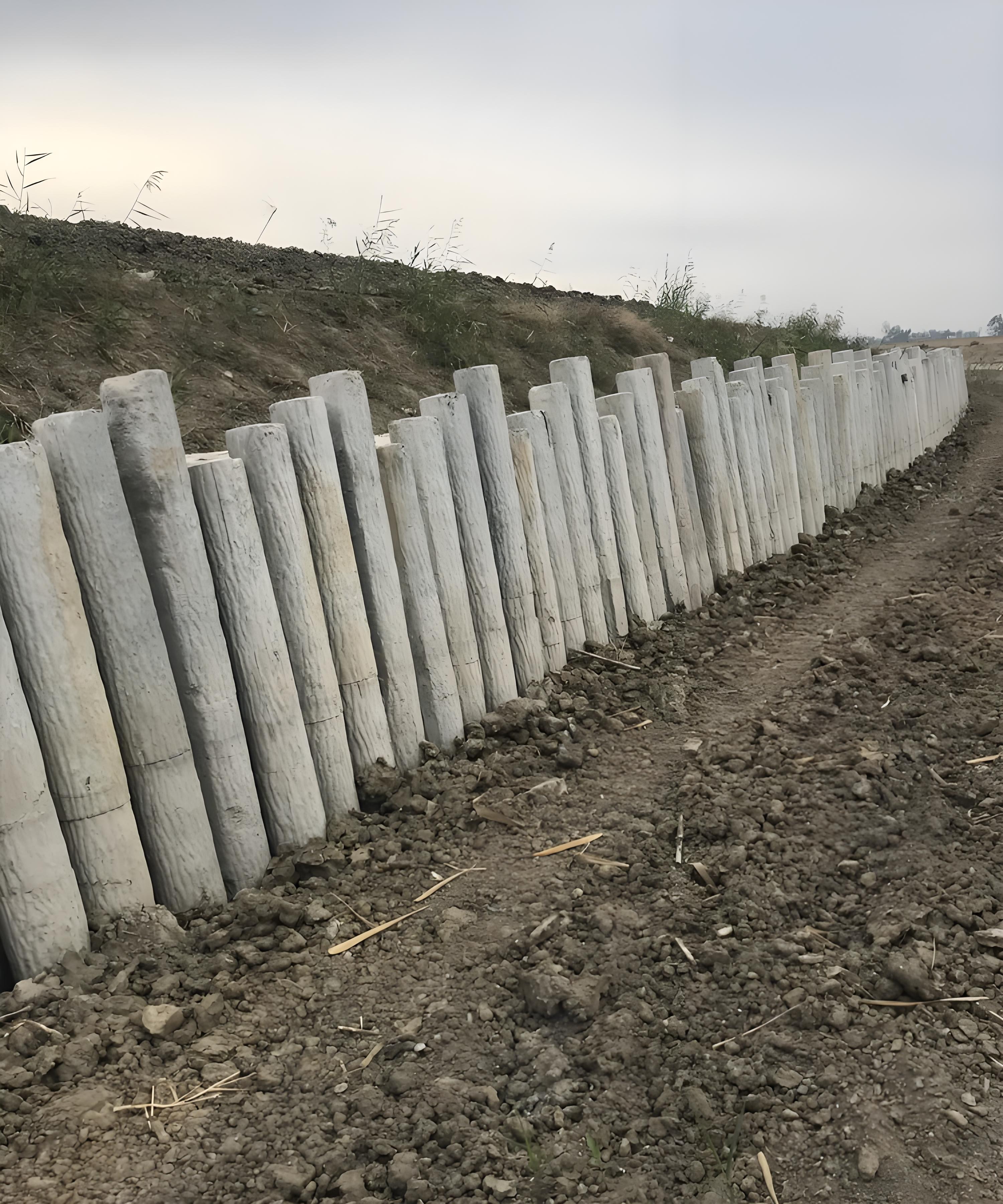 水泥樁批發(fā)廠家泓樺錦嘉-混凝土圓樁施工的配筋要求是什么？